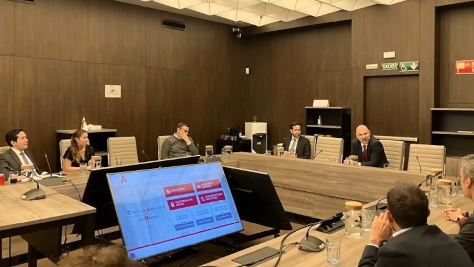 El club de árbitros celebró su decimocuarta sesión